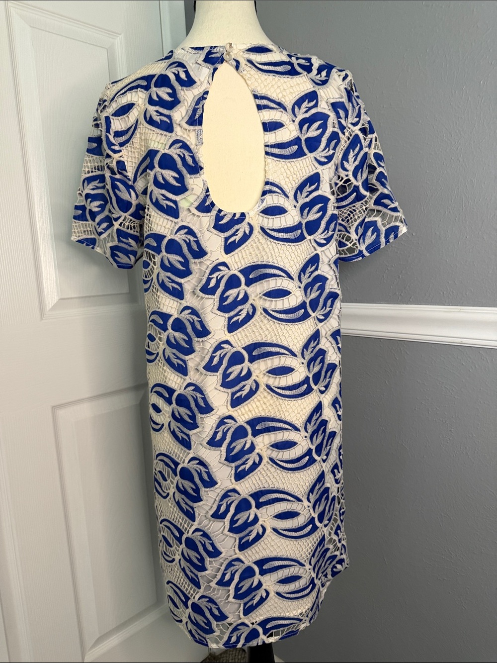 Sam Edelman Lace Shift Dress - NWT - Picture 6 of 8